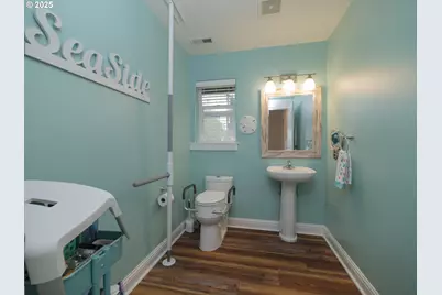 1659 Whispering Pines Dr, Seaside, OR 97138 - Photo 16