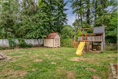 314 S Cedar St, Drain, OR 97435 - Photo 36