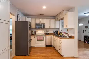 314 S Cedar St, Drain, OR 97435 - Photo 14