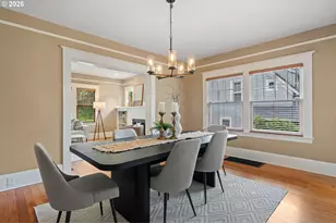 2328 SW Broadway Dr, Portland, OR 97201 - Photo 12