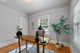 2328 SW Broadway Dr, Portland, OR 97201 - Photo 24