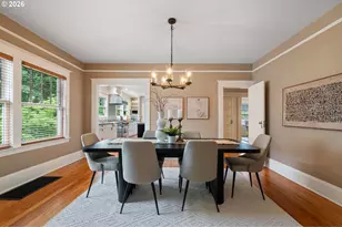 2328 SW Broadway Dr, Portland, OR 97201 - Photo 10