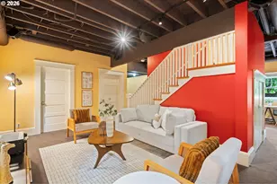 2328 SW Broadway Dr, Portland, OR 97201 - Photo 36
