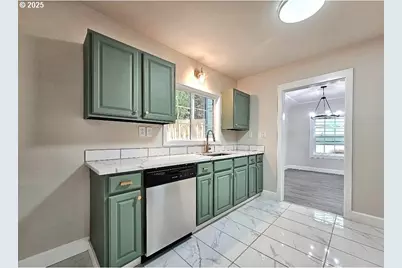 802 NW 5th Cir, Camas, WA 98607 - Photo 8