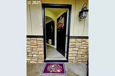 802 NW 5th Cir, Camas, WA 98607 - Photo 2