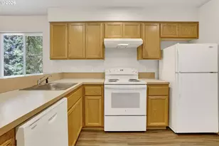 4854 SW 150th Pl, Beaverton, OR 97007 - Photo 10