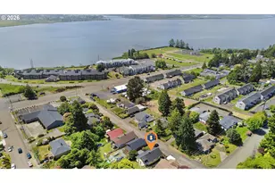 1814 4th St, Astoria, OR 97103 - Photo 40