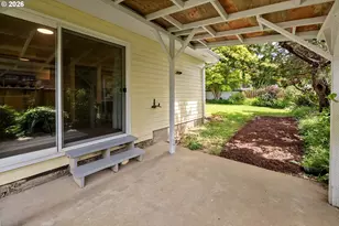 1814 4th St, Astoria, OR 97103 - Photo 34