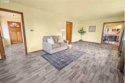 1814 4th St, Astoria, OR 97103 - Photo 6