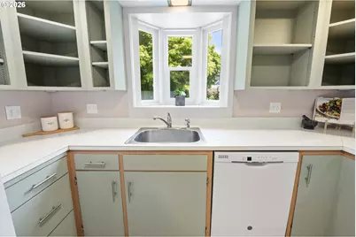 1814 4th St, Astoria, OR 97103 - Photo 16