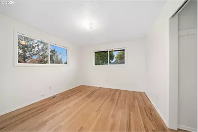 14229 SE Taylor Ct, Portland, OR 97233 - Photo 14