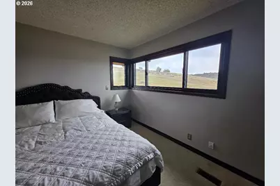 78902 Walters Rd, Maupin, OR 97037 - Photo 20