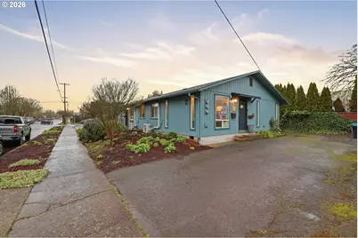 206 NE Johnson St, McMinnville, OR 97128 - Photo 36