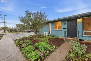 206 NE Johnson St, McMinnville, OR 97128 - Photo 18