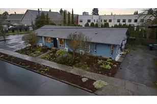 206 NE Johnson St, McMinnville, OR 97128 - Photo 2