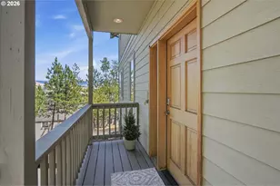 215 Piedmont Dr, Ashland, OR 97520 - Photo 4