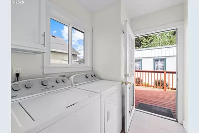 3730 SE 64th Ave, Portland, OR 97206 - Photo 24