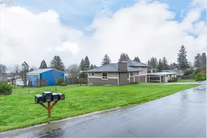 4302 C St, Washougal, WA 98671 - Photo 4