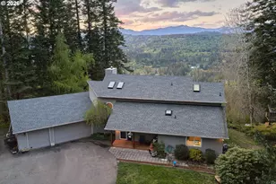 832 Wildlife Dr, Washougal, WA 98671 - Photo 2
