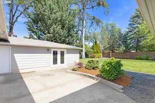 14 Royal Oaks Dr, Roseburg, OR 97471 - Photo 36