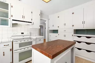 14 Royal Oaks Dr, Roseburg, OR 97471 - Photo 10