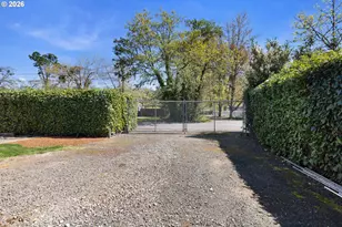 14 Royal Oaks Dr, Roseburg, OR 97471 - Photo 40