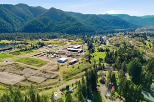 76113 Fish Hatchery Rd, Oakridge, OR 97463 - Photo 44