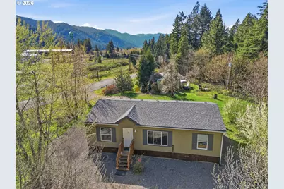 76113 Fish Hatchery Rd, Oakridge, OR 97463 - Photo 4