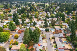 14217 SE Salmon St, Portland, OR 97233 - Photo 42