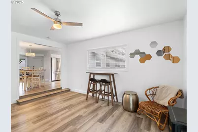 14217 SE Salmon St, Portland, OR 97233 - Photo 22