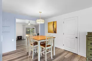 14217 SE Salmon St, Portland, OR 97233 - Photo 14