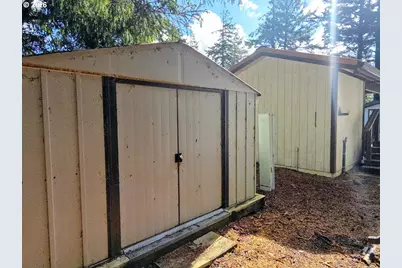 530 Shorepines Pl, Coos Bay, OR 97420 - Photo 22