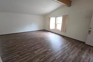 530 Shorepines Pl, Coos Bay, OR 97420 - Photo 4
