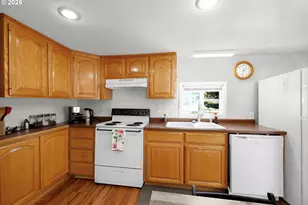 1125 58th St, Springfield, OR 97478 - Photo 10