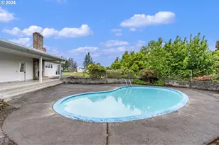 352 NE Lovrien Ave, Gresham, OR 97030 - Photo 34