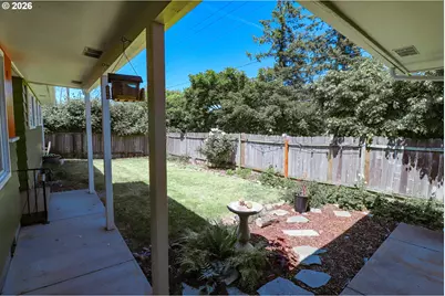 7077 Main St, Springfield, OR 97478 - Photo 30