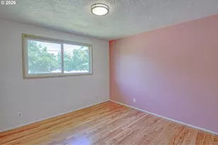 7077 Main St, Springfield, OR 97478 - Photo 28