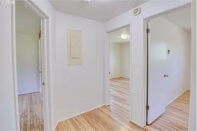 7077 Main St, Springfield, OR 97478 - Photo 14