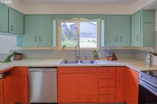 7077 Main St, Springfield, OR 97478 - Photo 14
