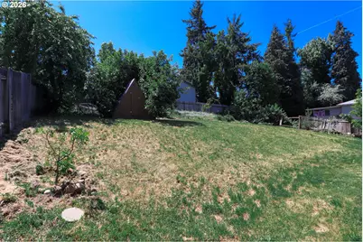 7077 Main St, Springfield, OR 97478 - Photo 40