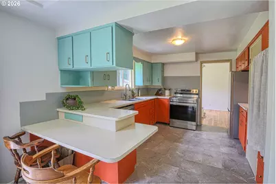 7077 Main St, Springfield, OR 97478 - Photo 6
