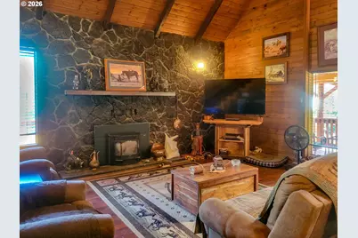 3450 Hogan Rd, Oakland, OR 97462 - Photo 4