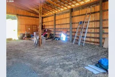 3450 Hogan Rd, Oakland, OR 97462 - Photo 36