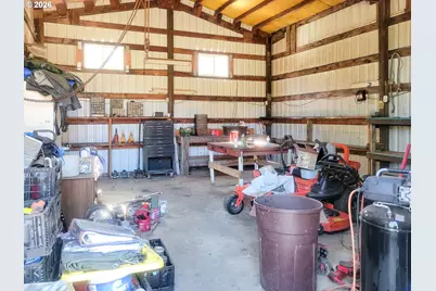 3450 Hogan Rd, Oakland, OR 97462 - Photo 42