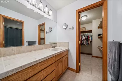 4905 SE Woodland Dr, Gresham, OR 97080 - Photo 20