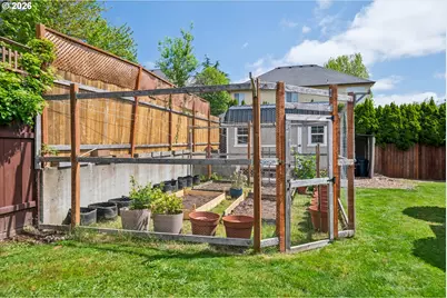 4905 SE Woodland Dr, Gresham, OR 97080 - Photo 38