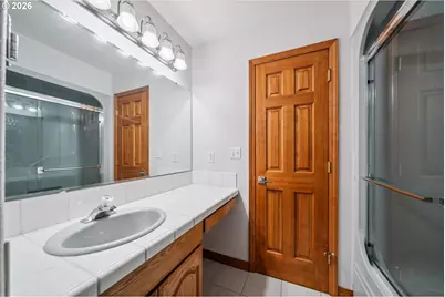 4905 SE Woodland Dr, Gresham, OR 97080 - Photo 30