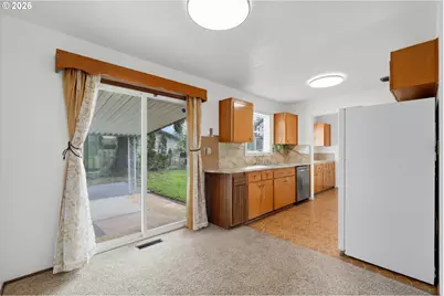 16706 SE Ankeny St, Portland, OR 97233 - Photo 14