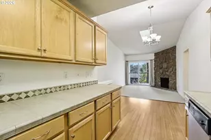 2680 SW 87th Ave, Portland, OR 97225 - Photo 10