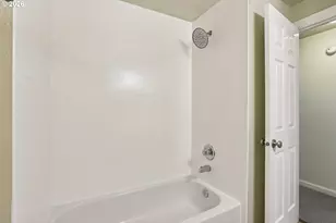 2680 SW 87th Ave, Portland, OR 97225 - Photo 14